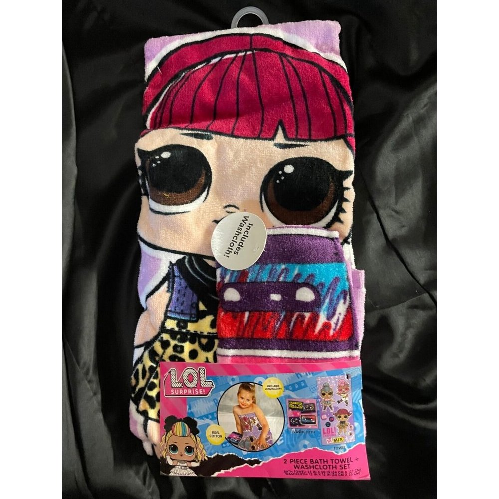 N.W.T - L.O.L Surprise! 2 Piece Bath Towel & Washcloth Set